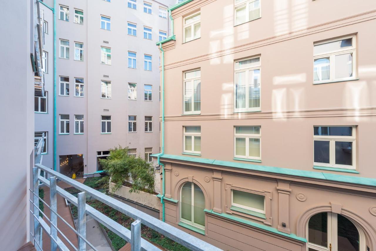 Prague Spirit Apartment ภายนอก รูปภาพ