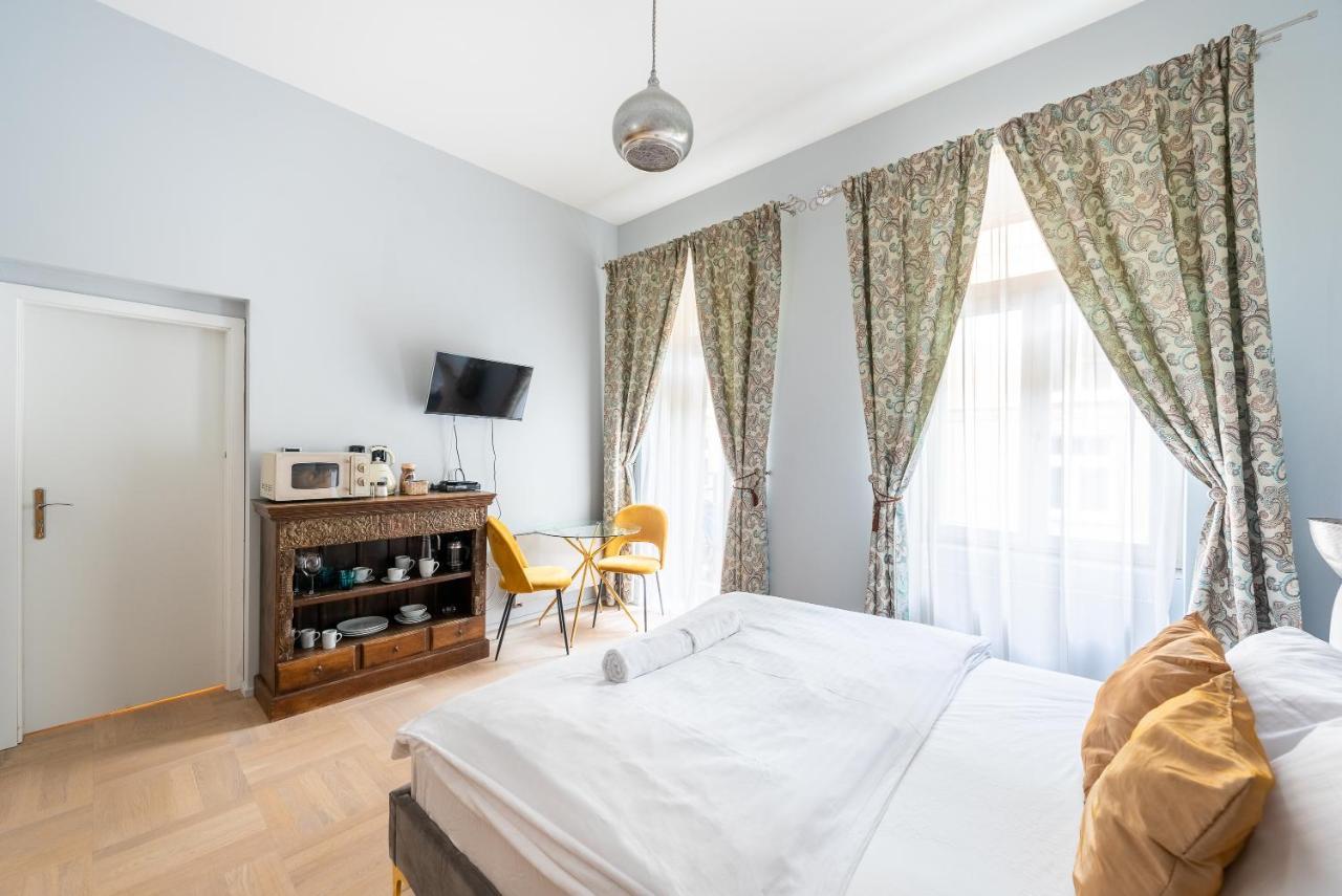 Prague Spirit Apartment ภายนอก รูปภาพ